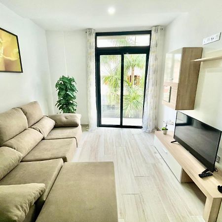 Island Suites Arona  Ngoại thất bức ảnh