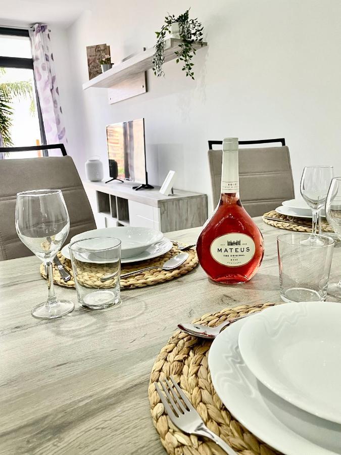 Island Suites Arona  Ngoại thất bức ảnh